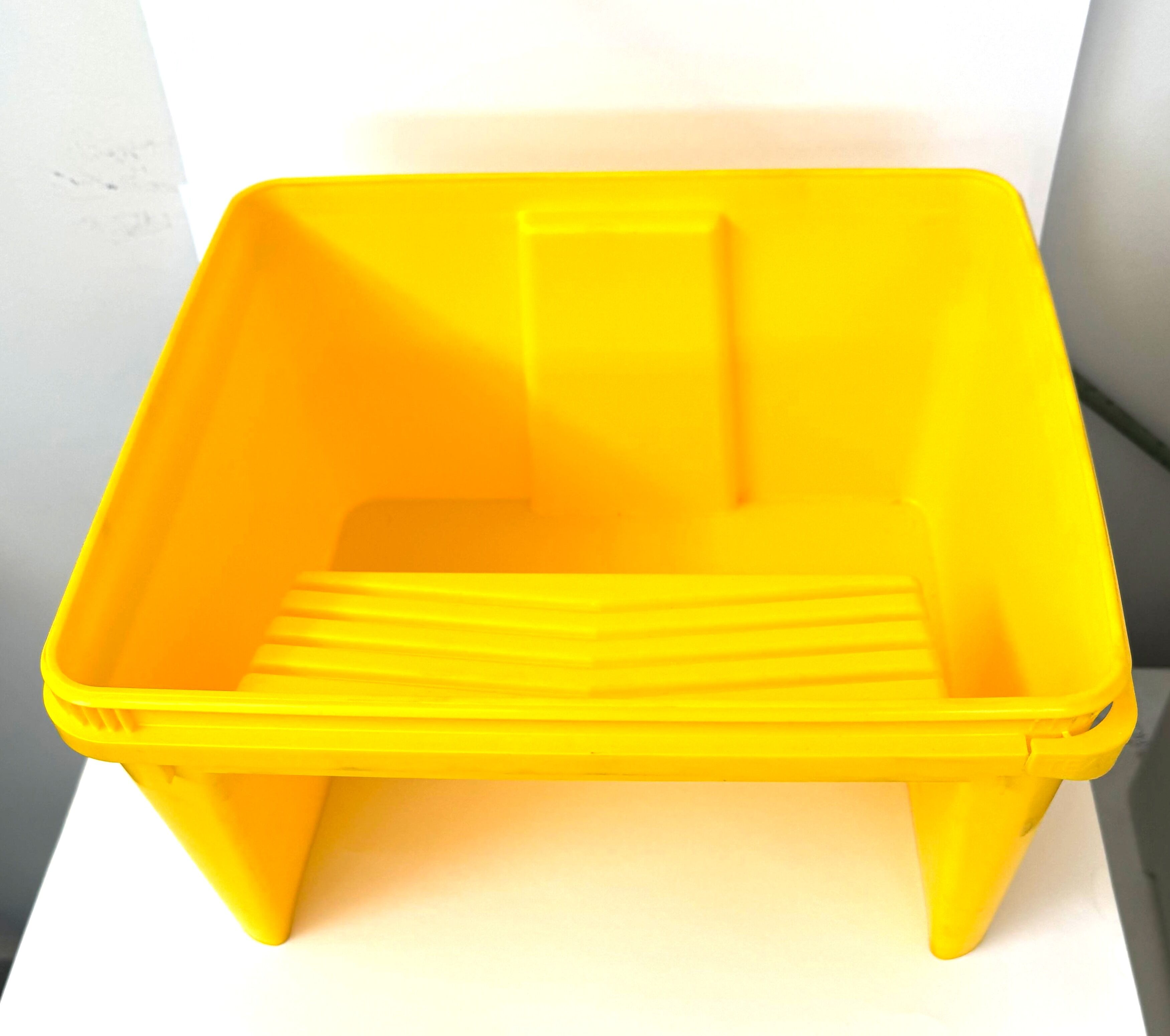 Cabot's Yellow Container (Edit)